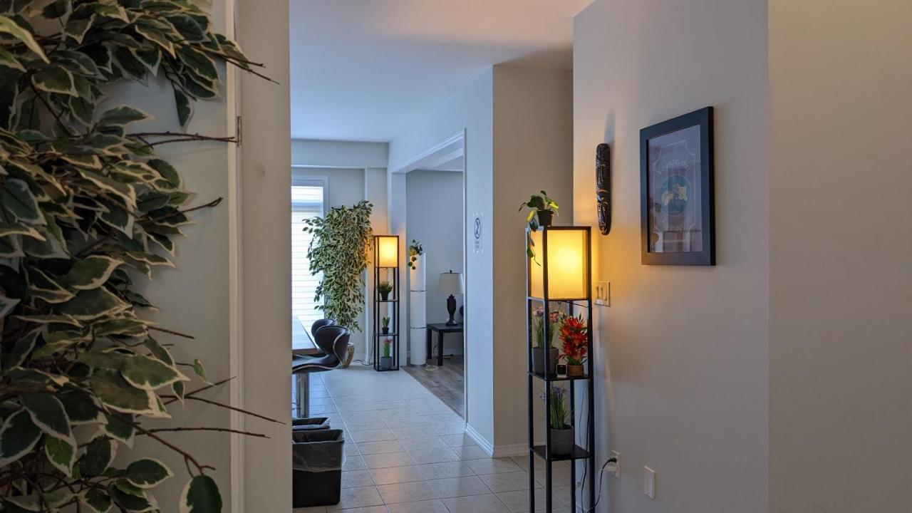 The Warm Welcome Suite Thorold Exterior foto